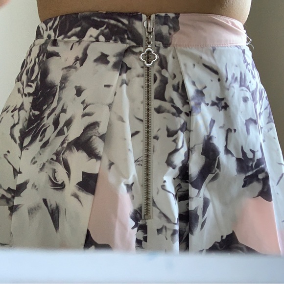 Taffeta skirt - Picture 3 of 7